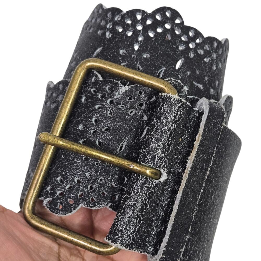 Olga Santini Wide Leather Belt Black Crackled Laser Cut Scalloped Buckle Medium